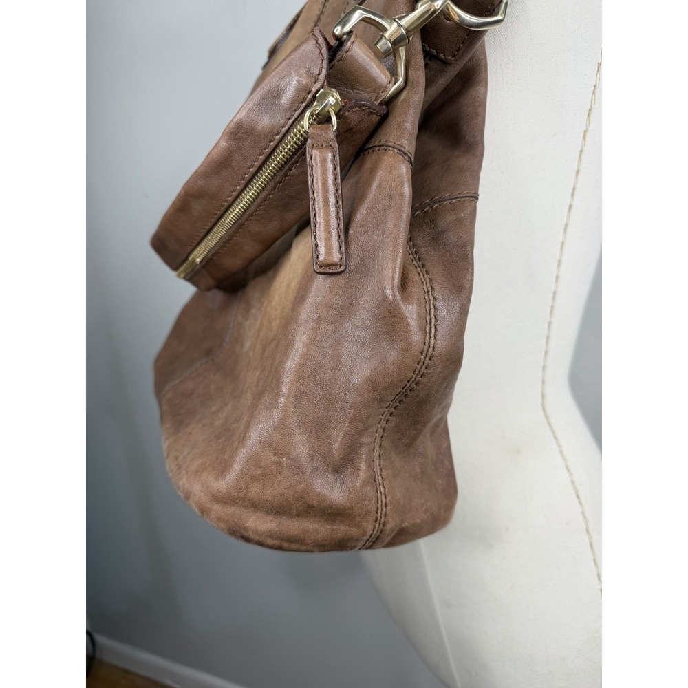 Givenchy Nightingale Black Leather Bag - Picture 16 of 16